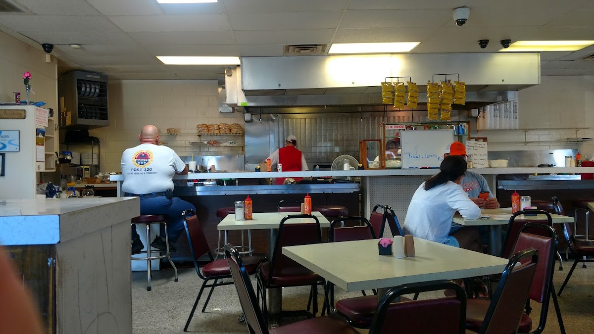 Second Street Lunch Photos 2